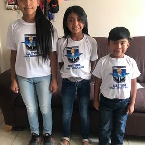 Meet your Posher, Carlos y santa